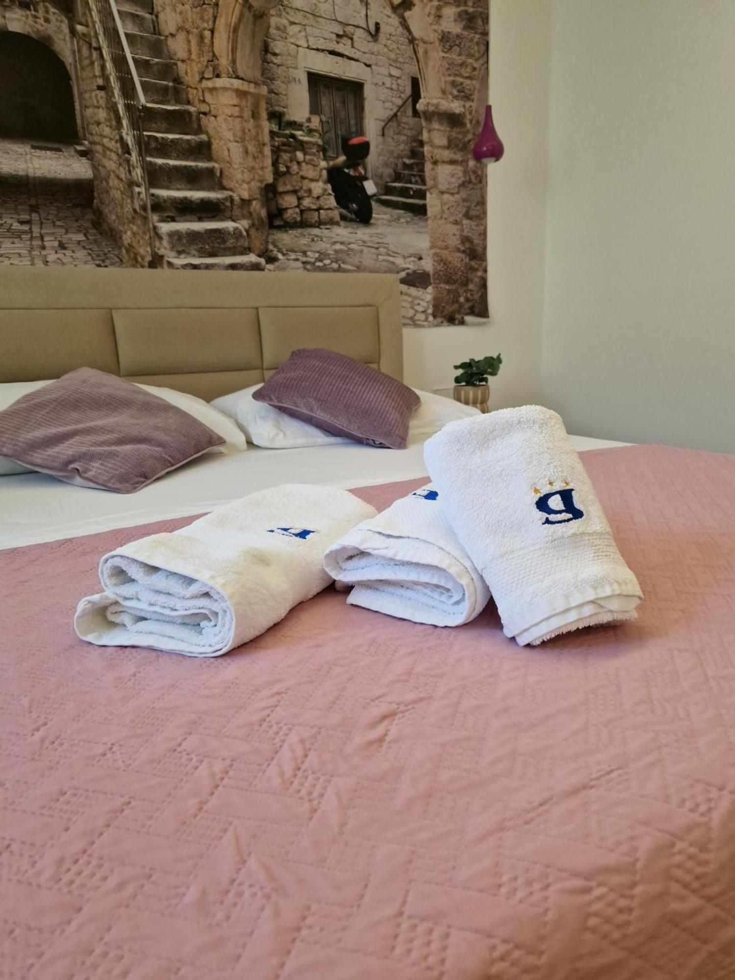 Apartments G Trogir Zimmer foto